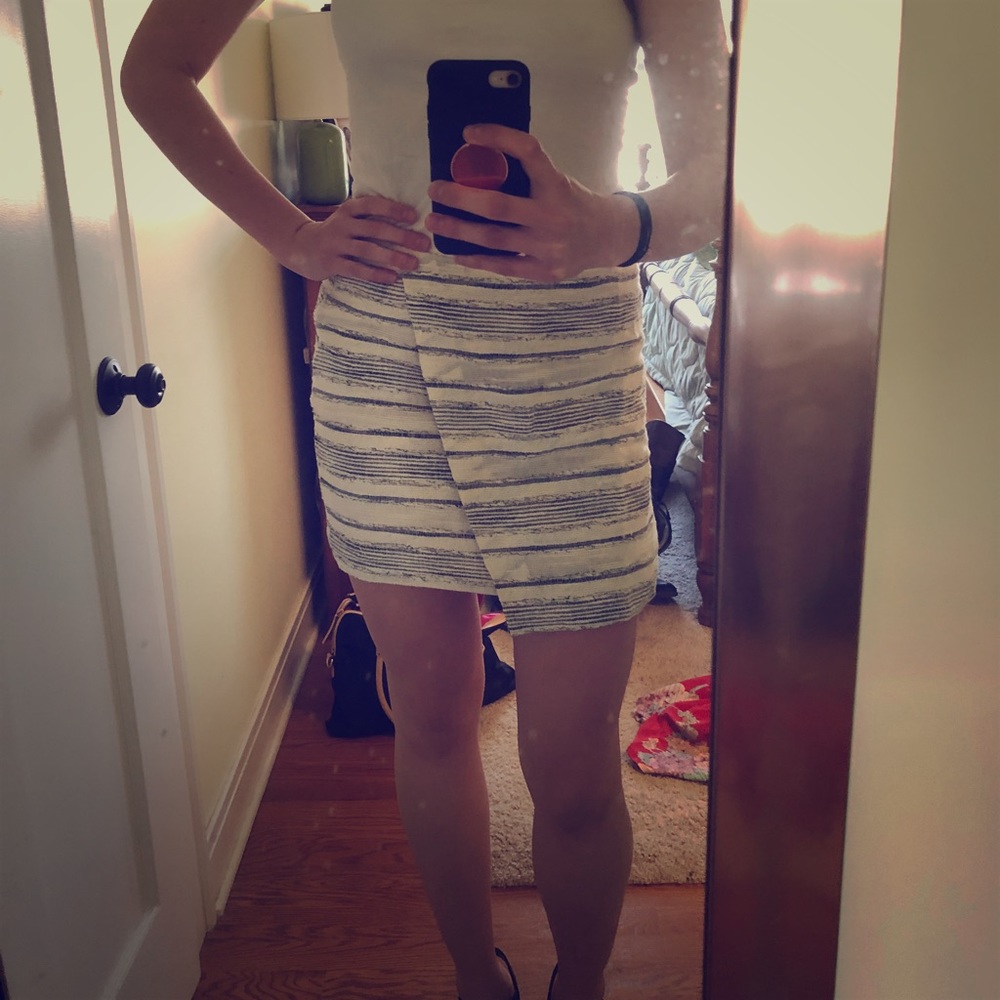 Striped, wrap mini skirt!